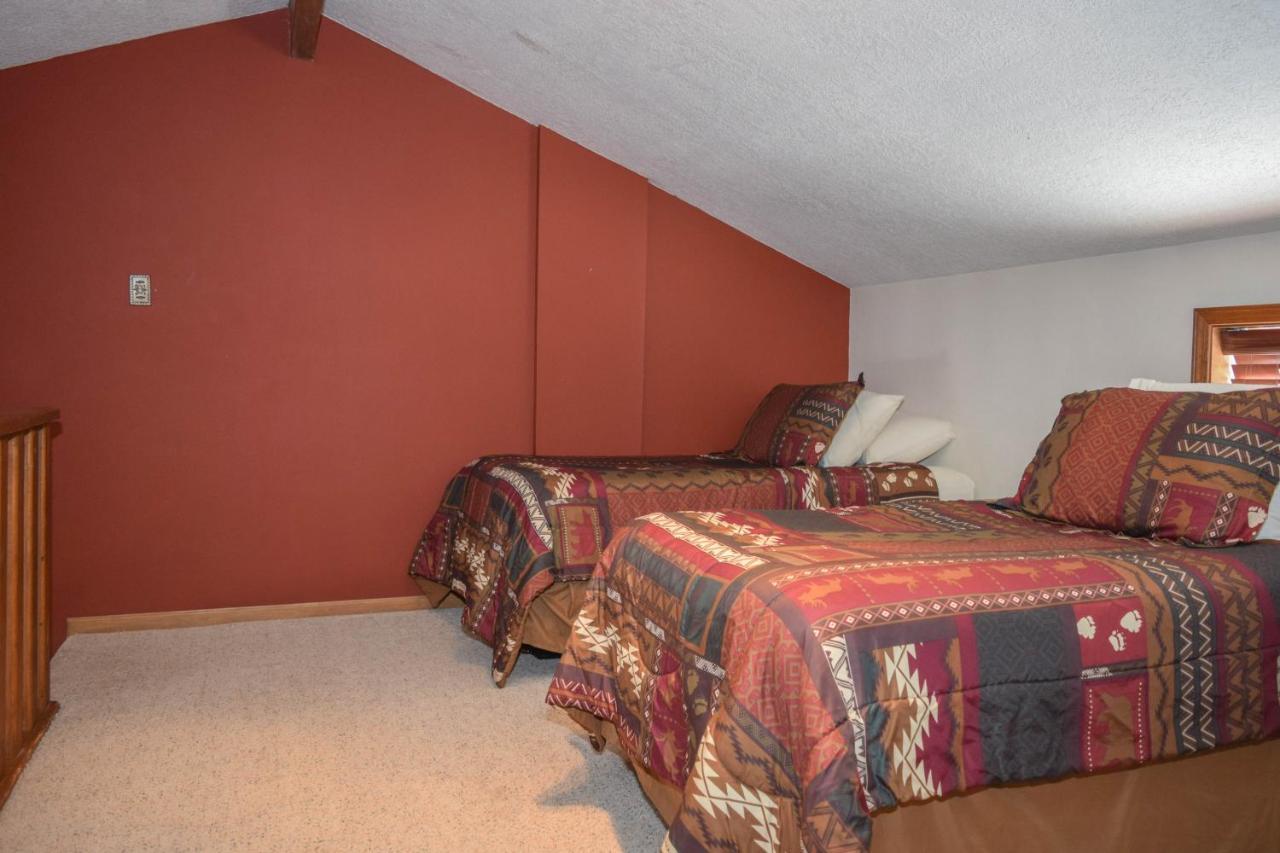 Aspen West 5 Townhouse With High Speed Wifi Apartment Red River Exterior photo