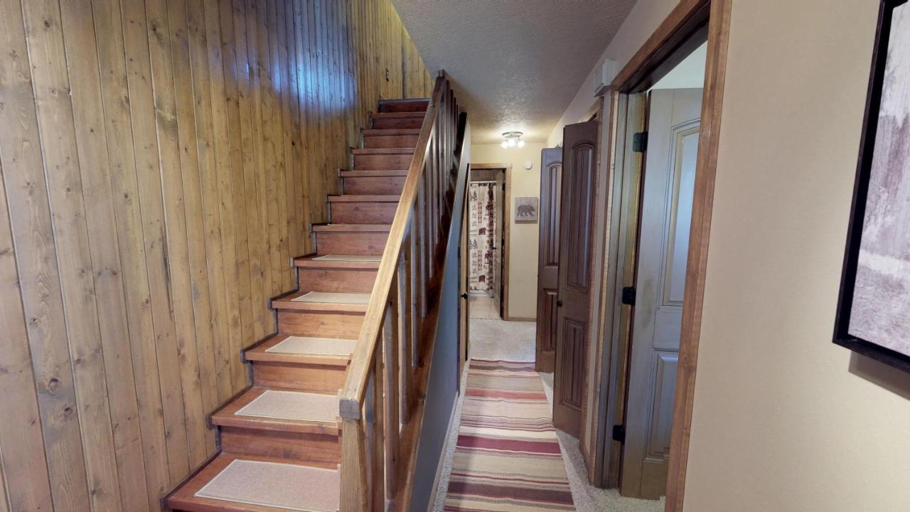 Aspen West 5 Townhouse With High Speed Wifi Apartment Red River Exterior photo